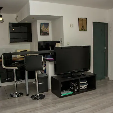 Studio 63 Rue Tour D'auvergne